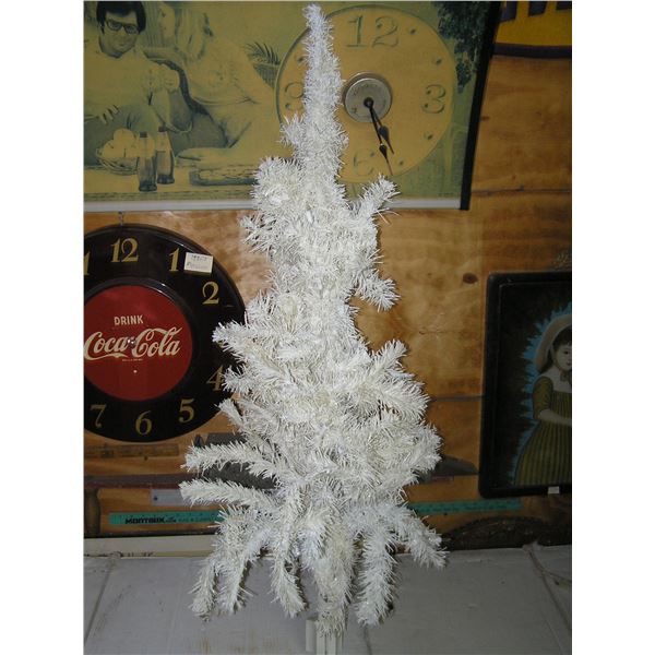 3 foot white Christmas tree