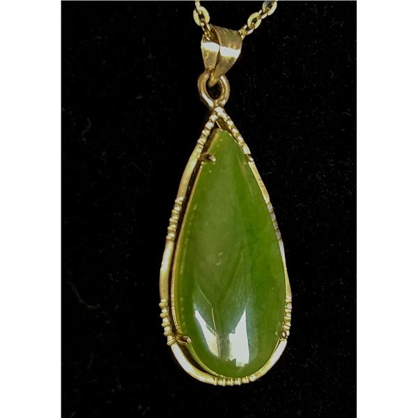 Vintage Teardrop Jade Pendant Necklace – Gold-Filled Setting