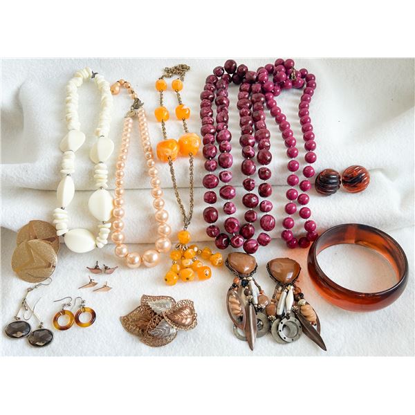 Vintage & Modern Jewelry Lot