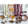 Image 4 : Vintage & Modern Jewelry Lot