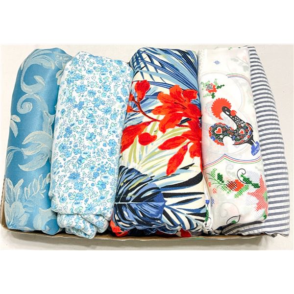 Mixed Lot of Vintage Fabric – Tropical Print & Tablecloths