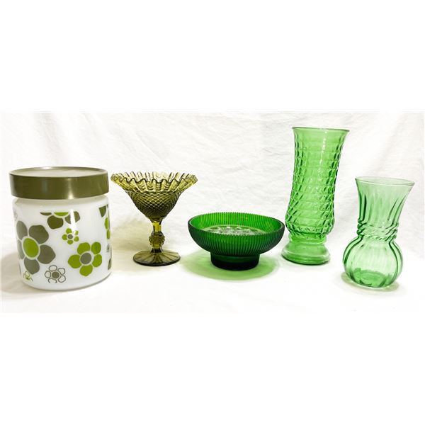 Vintage Green & White Glass Collection – Anchor Hocking Crazy Daisy Milk Glass Canister, In