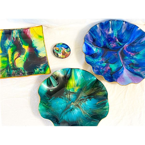 Vintage Seetusee Glassware by Mayfair – 3 Large Leather-Backed Platters + Enamel Dish