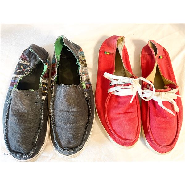 Lot of 2 Pairs of Men’s Casual Shoes – Vans & Sanuk