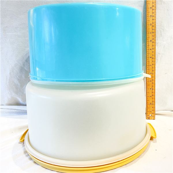 Pair of Vintage Cake Carriers – Tupperware & Retro Blue Dome (Unmarked)