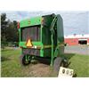 Image 3 : John Deere 467 Round Baler