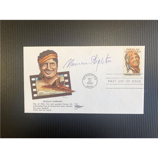 Reds Maureen Stapleton signed first day cover