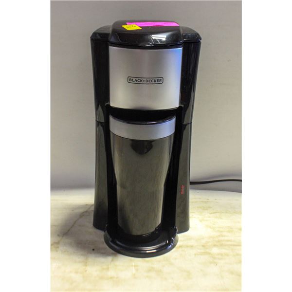 BLACK + DECKER SINGLE SERVE COFFEE MAKER BLACK