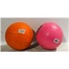 Image 1 : 2 VOLLEYBALLS
