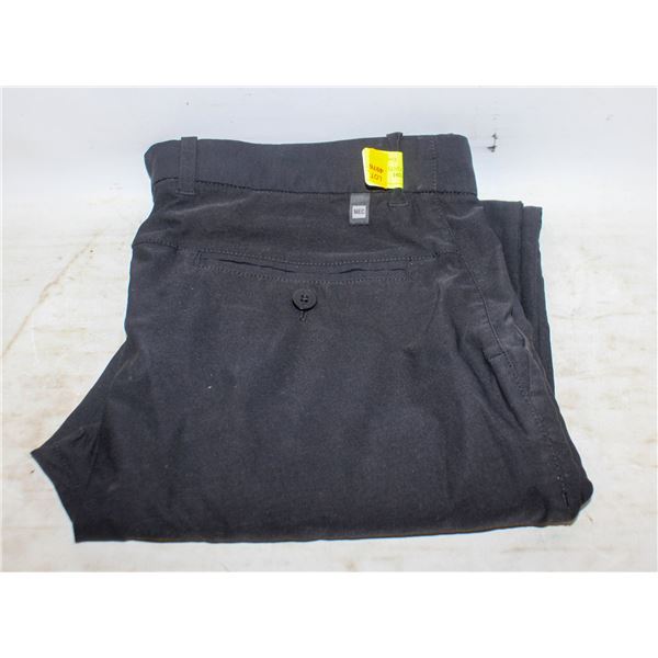 MENS MEC GOLF PANTS SIZE 34