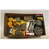 Image 1 : HARDWARE- BOX LOT ASSORTED