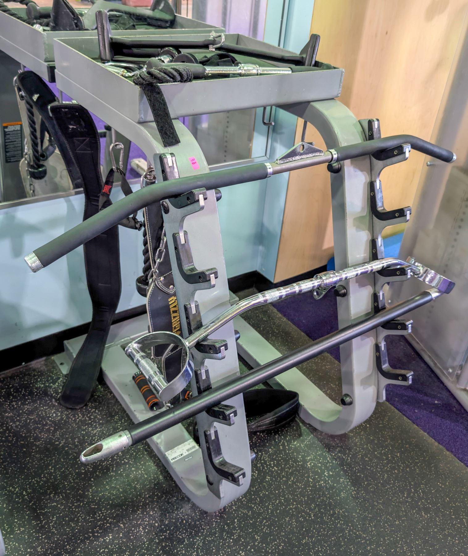 ONSITE: PRECOR CW818 HANDLE RACK WITH SHIELDS