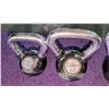 Image 1 : ONSITE: XPLODE 15LBS & 10LBS KETTLEBELLS