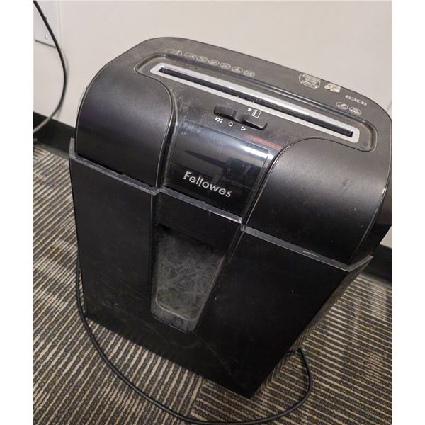 ONSITE: FELLOWES PAPER SHREDDER
