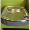 Image 1 : ONSITE: ELKAY WATER FOUNTAIN