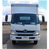 Image 2 : 2015 HINO 195 CABOVER 18' BOX TRUCK