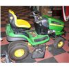 Image 2 : ESTATE JOHN DEERE LA135 RIDE-ON LAWN MOWER 400HRS
