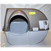 Image 1 : OMEGA PAW CAT LITTER BOX
