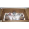 Image 1 : NEW FEMILA 5-LIGHT VANITY LIGHTS