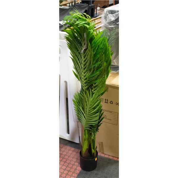 ARTIFICIAL PALM PLANT