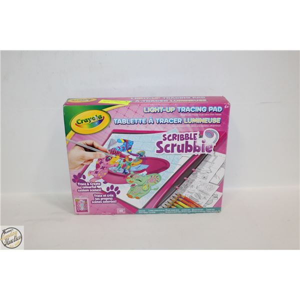 NEW CRAYOLA LIGHT-UP TRACING PAD