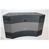 Image 1 : BOSE VINTAGE STYLE CD PLAYER BOOM BOX
