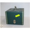 Image 1 : VINTAGE STYLE SLIDE PROJECTOR