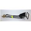 Image 1 : RUSTIC BRASS FIREPLACE TOOL SET