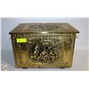 Image 1 : ANTIQUE BRASS FIREWOOD BOX CHEST-ESTATE