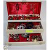 Image 1 : VINTAGE XLARGE JEWELRY BOX FULL OF ESTATE
