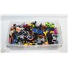 Image 1 : VINTAGE DIECAST MIXED CARS IN TOTE ALL