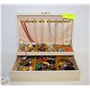 Image 1 : VINTAGE LARGE JEWELRY BOX FULL OF ESTATE