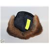 Image 1 : VINTAGE RCMP MUSKRAT HAT WINN,MAN-ESTATE