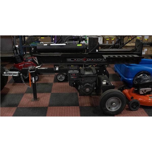 BLACK DIAMOND LOG SPLITTER WITH A BRIGGS &STRATTON
