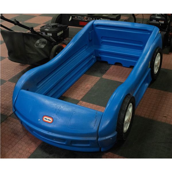 TODDLER CAR BED FRAME *NO MATTRESS*