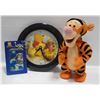Image 1 : VINTAGE ELECTRONIC TIGGER + WINNIE THE POOH