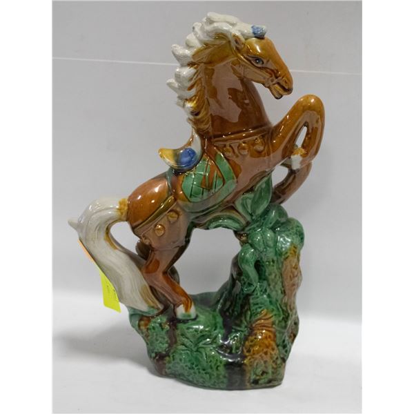 PORCELAIN/CERAMIC HORSE STATUE 9 IN TALL