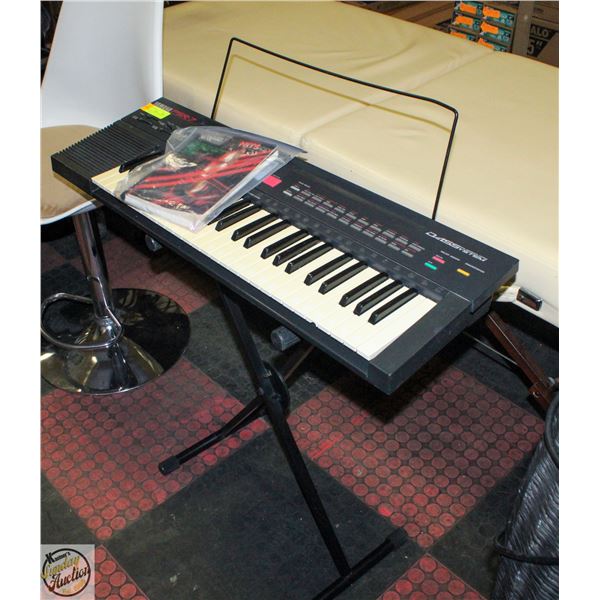 YAMAHA DASSYSTEM PORTABLE KEYBOARD WITH