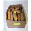 Image 1 : FLAT OF ASSORTED MEASURING TOOLS