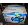 Image 1 : MASTERCRAFT PORTABLE AIR COMPRESSOR IN BOX