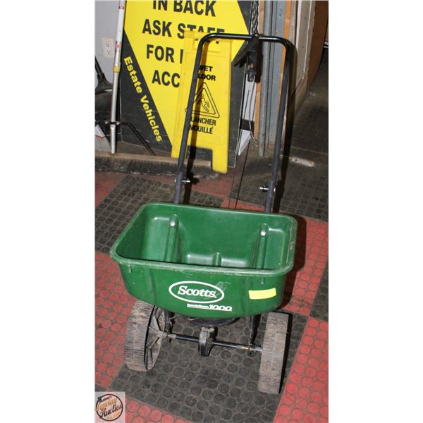 SCOTTS SPEEDY GREEN 1000 FERTILIZER SPREADER