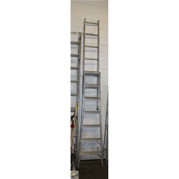 11 FT EXTENSION LADDER ALUMINUM