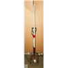 Image 1 : 2XSHOVELS SPADE,SCOOP, PITCH FORK
