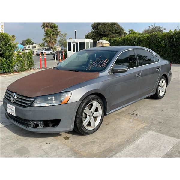 VOLK PASSAT 2012 SALV T/DONATION
