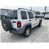 Image 3 : JEEP  LIBERTY 2002 T-DONATION