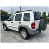Image 4 : JEEP  LIBERTY 2002 T-DONATION