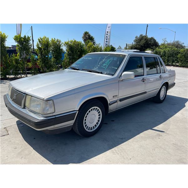 VOLV 760 1989 SALV T/DONATION