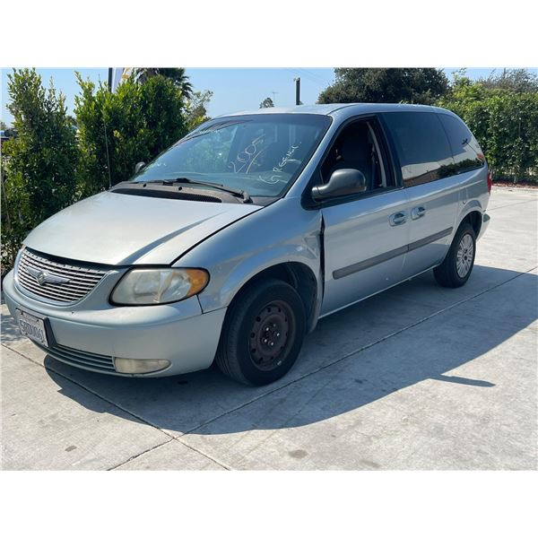 CHRY TOWN & COUNTRY 2005 T-DONATION