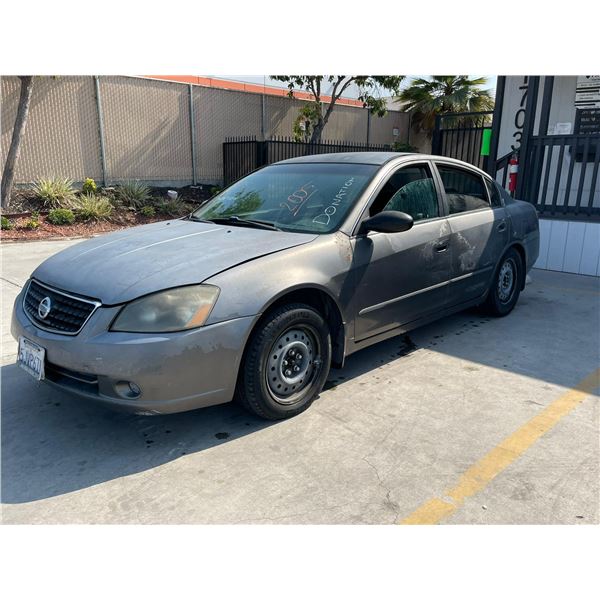 NISS ALTIMA 2005 T-DONATION