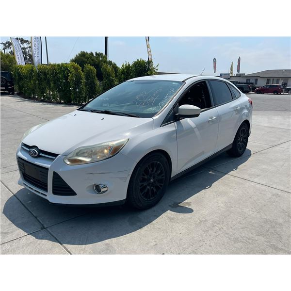FORD  FOCUS 2012 T-DONATION